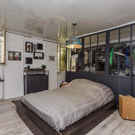 Atypical Flat Like A House In Apartment